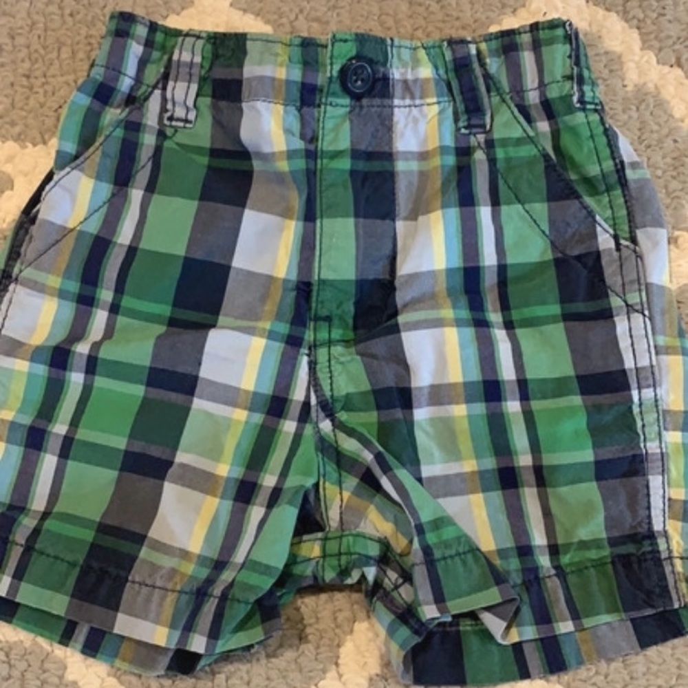 Boys 18 months plaid shorts
